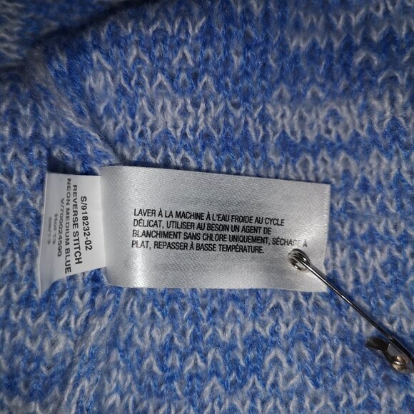 Gap Ladies Blue & White Long Sleeve Reverse Stitch Lightweight Sweater - Picture 5 of 7